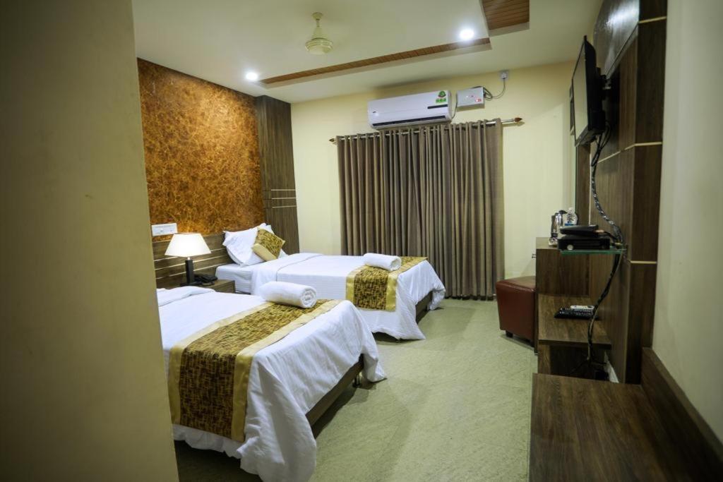 Kochi Hotel Shams Inn מראה חיצוני תמונה